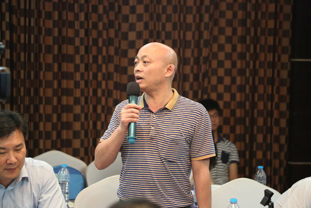 安亿仕电子科技有限公司秦立庆 先生发言改灯界大伽  郑方超(刀疤超)